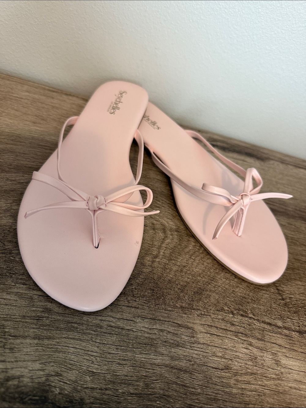 Seychelles 🎀 Wish List Sandals with bow 🎀